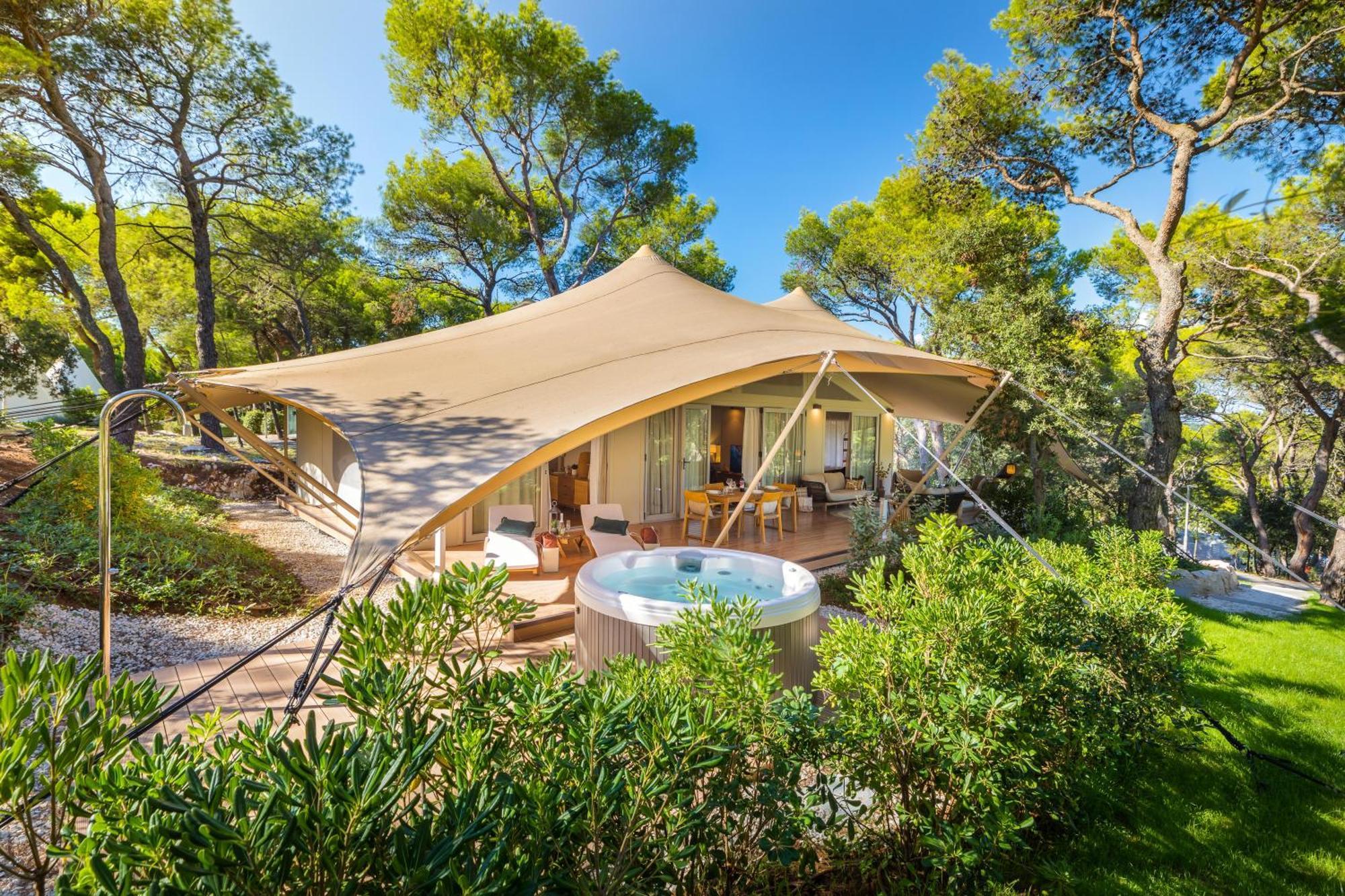 מלון פומר Arena One 99 Glamping מראה חיצוני תמונה