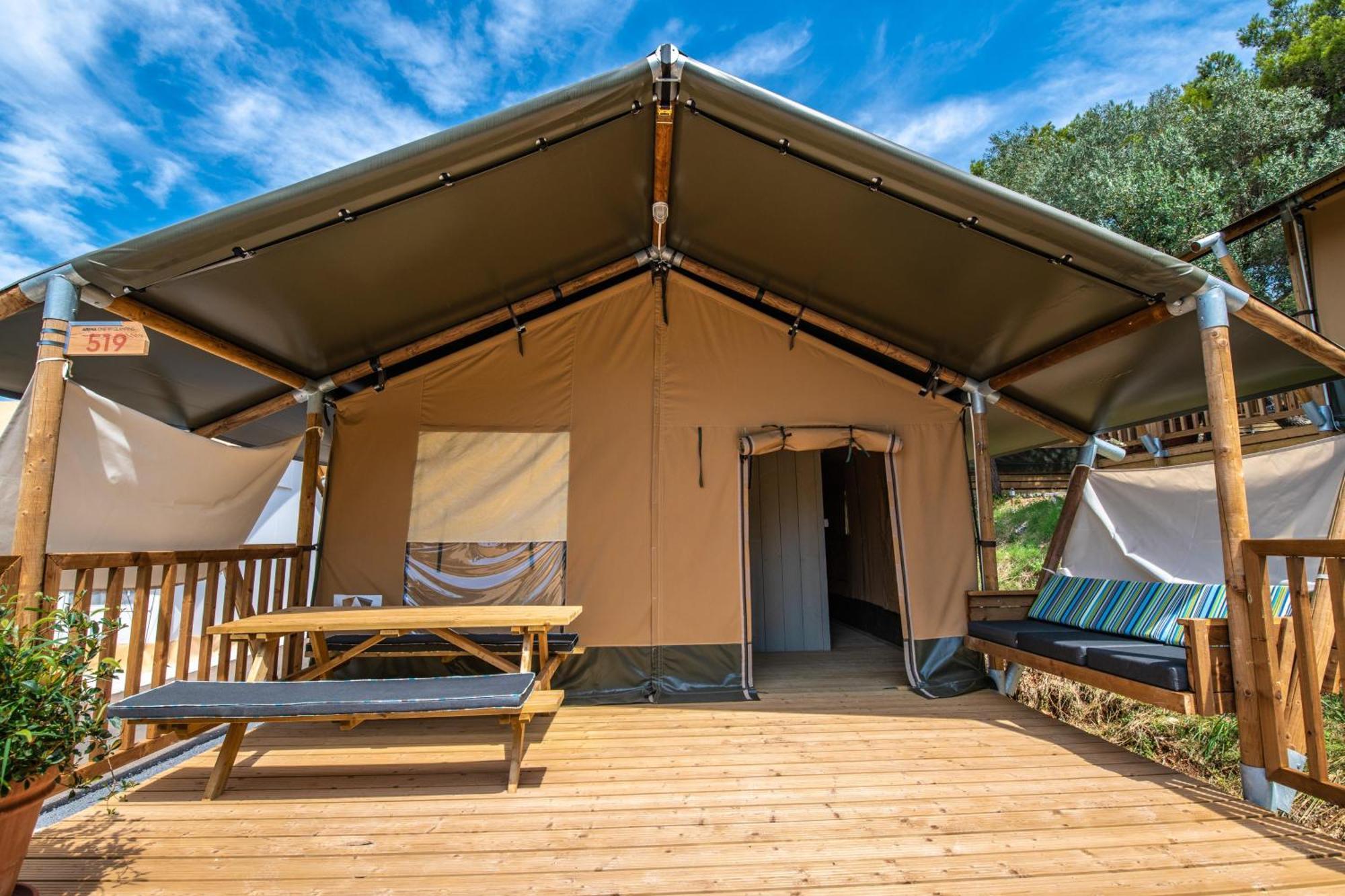מלון פומר Arena One 99 Glamping מראה חיצוני תמונה