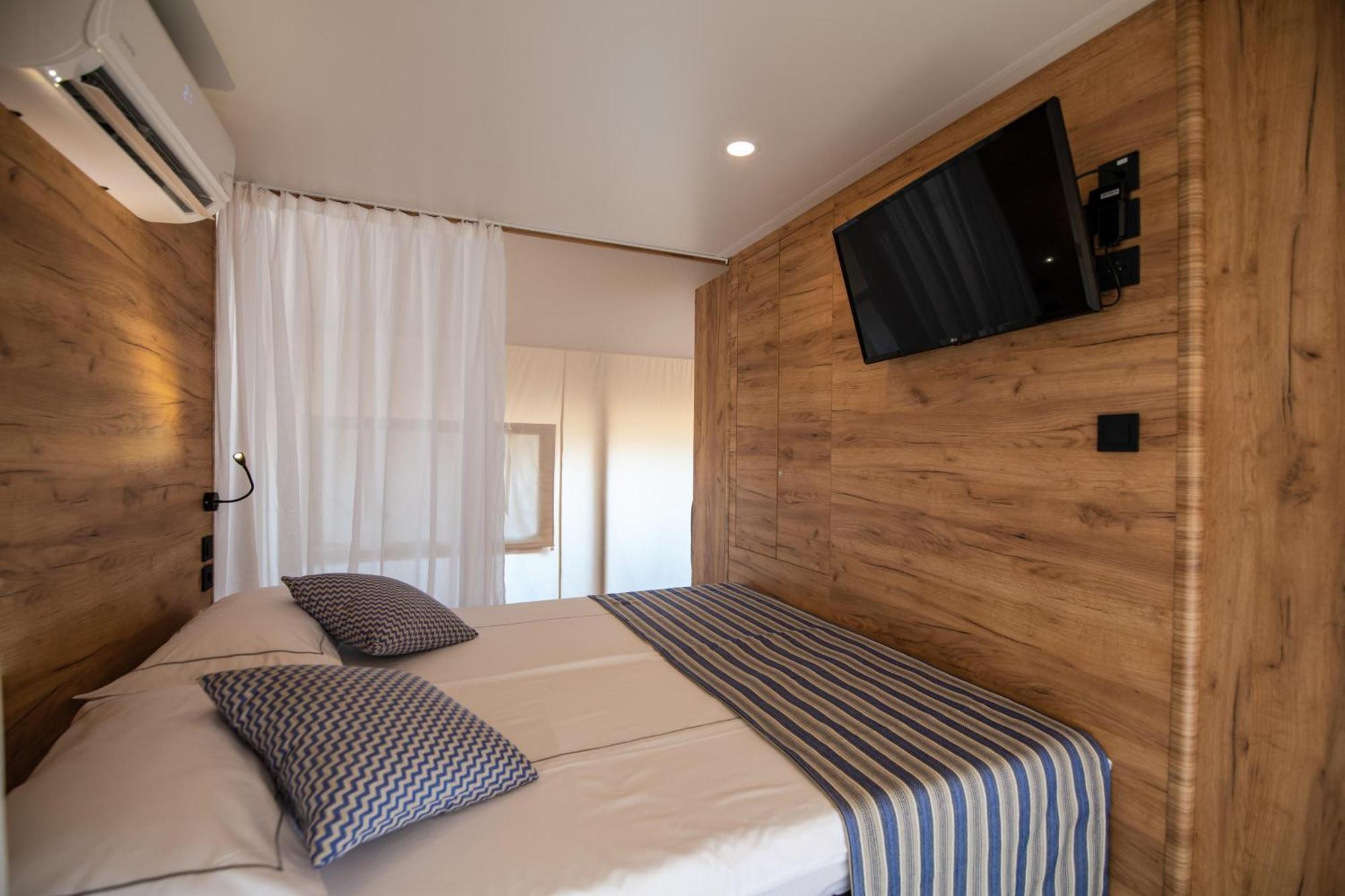 מלון פומר Arena One 99 Glamping מראה חיצוני תמונה