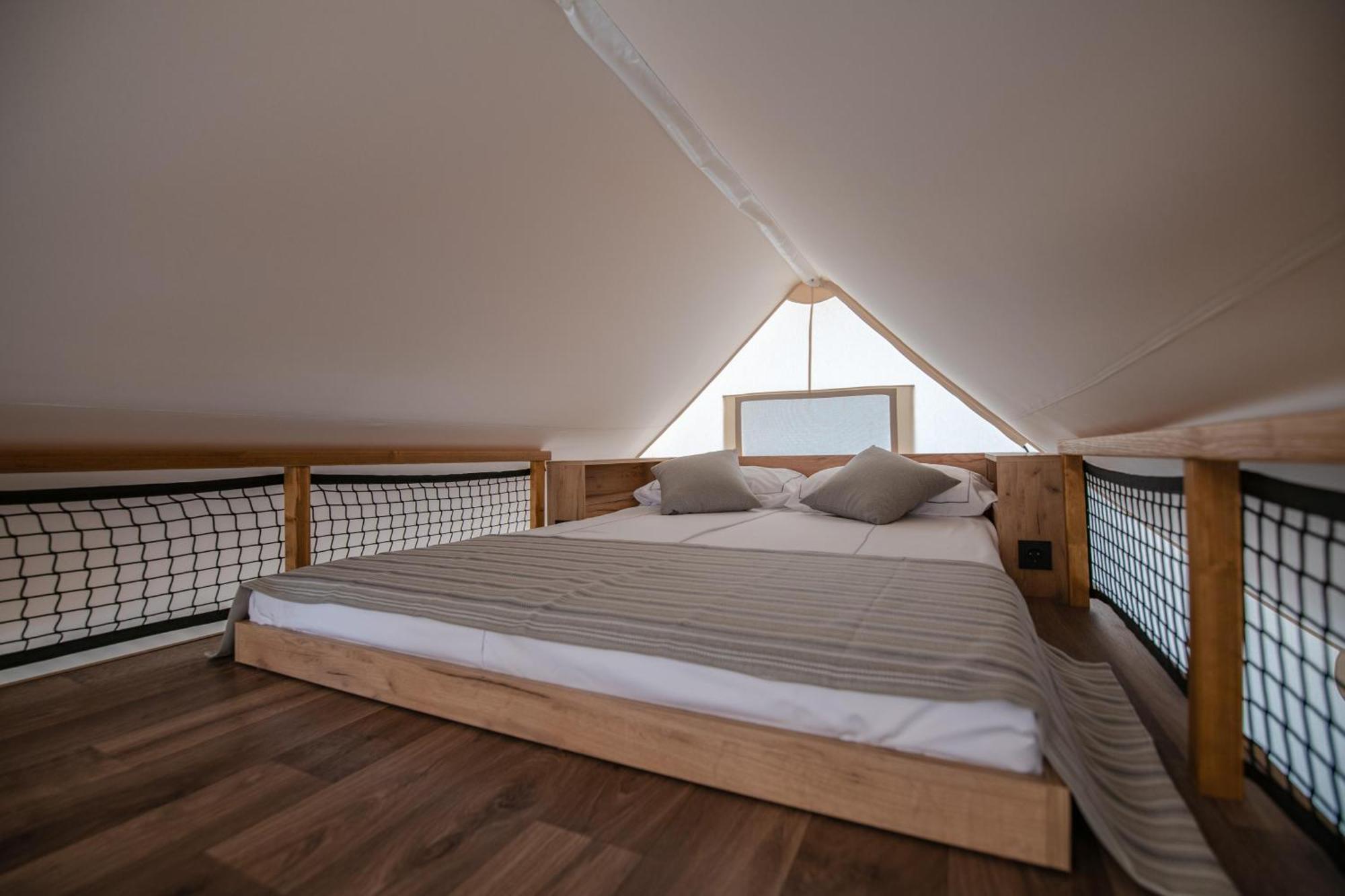 מלון פומר Arena One 99 Glamping מראה חיצוני תמונה